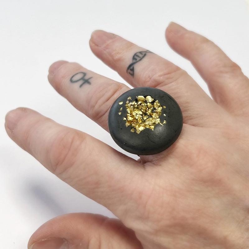 Justine pebble ring