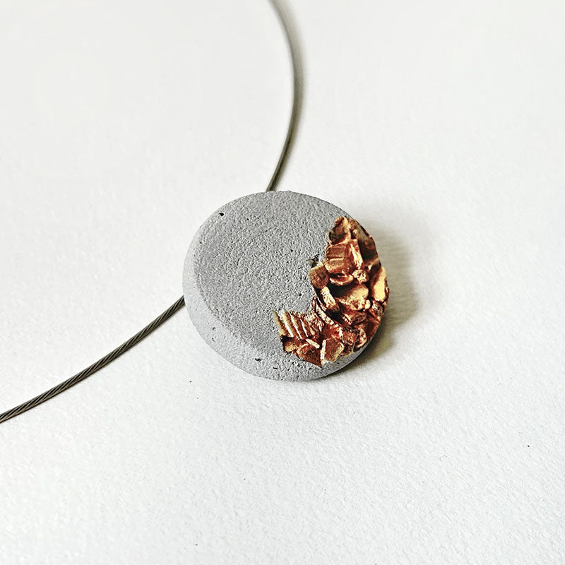 Round isaure necklace