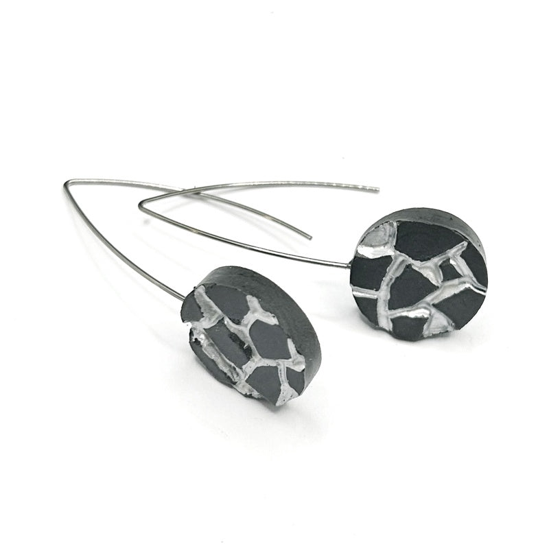 Patti black and silver round earrings