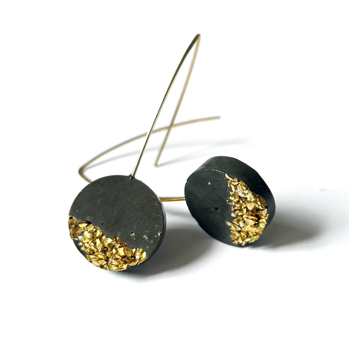 Justine round earrings