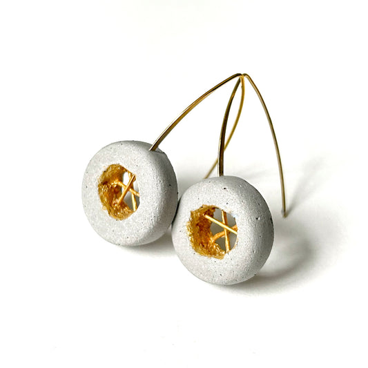 Paloma round earrings