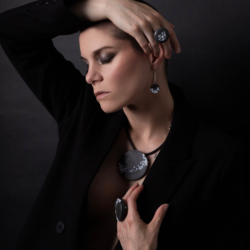 Laetitia pebble ring