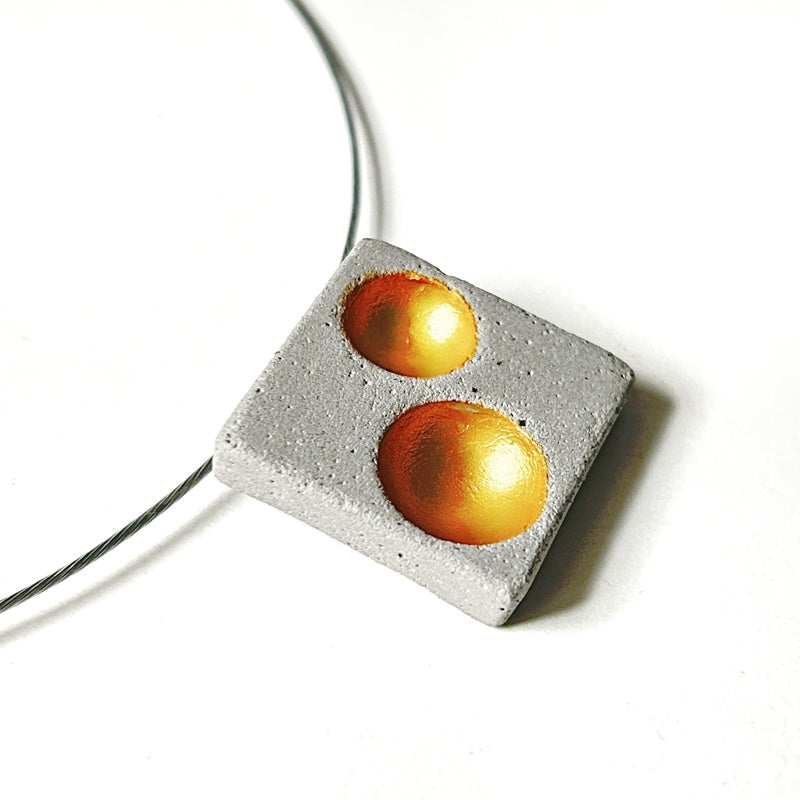 Bulle square necklace