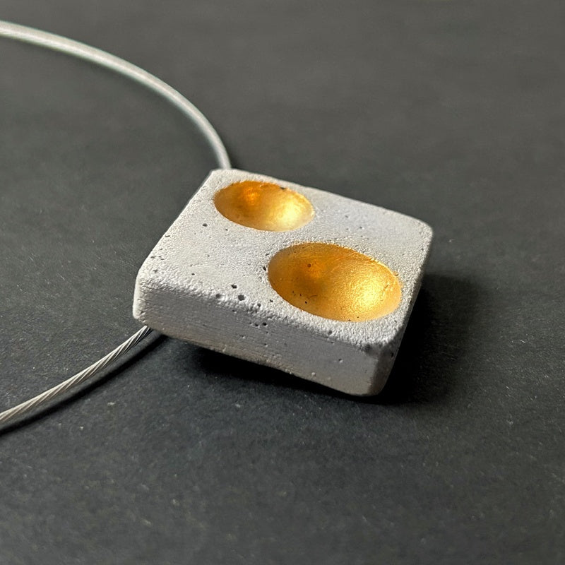 Bulle square necklace