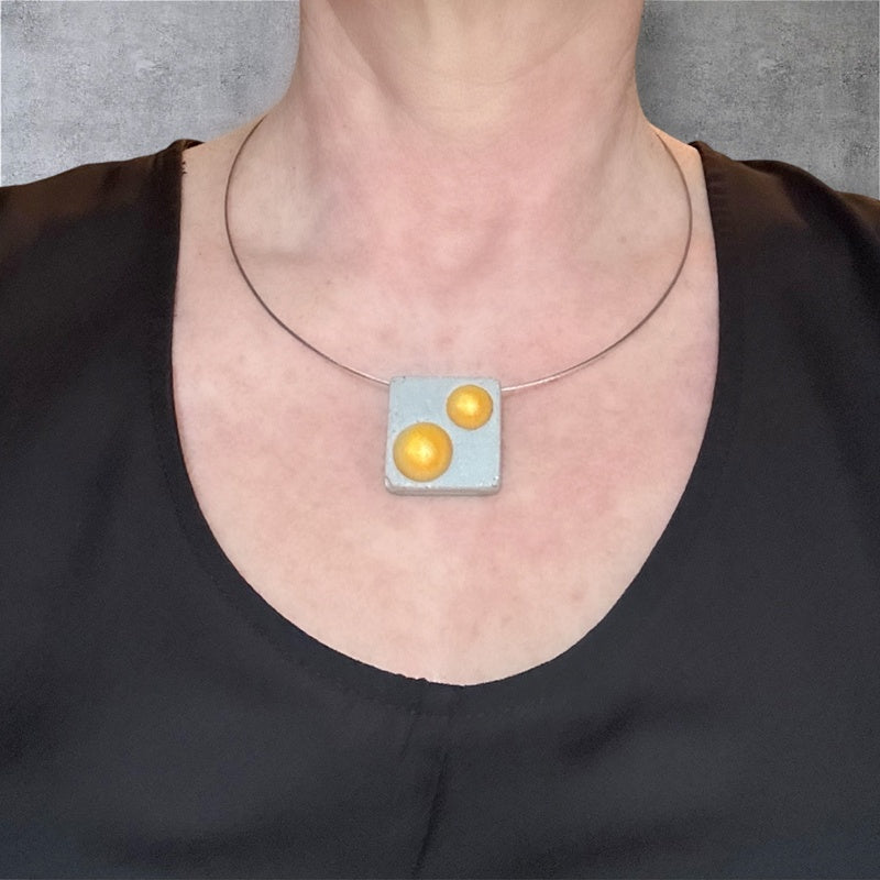 Bulle square necklace