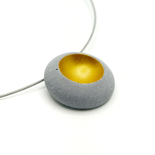 Bulle pebble necklace