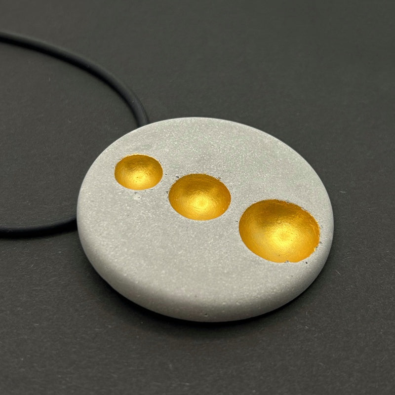 Bulle large necklace