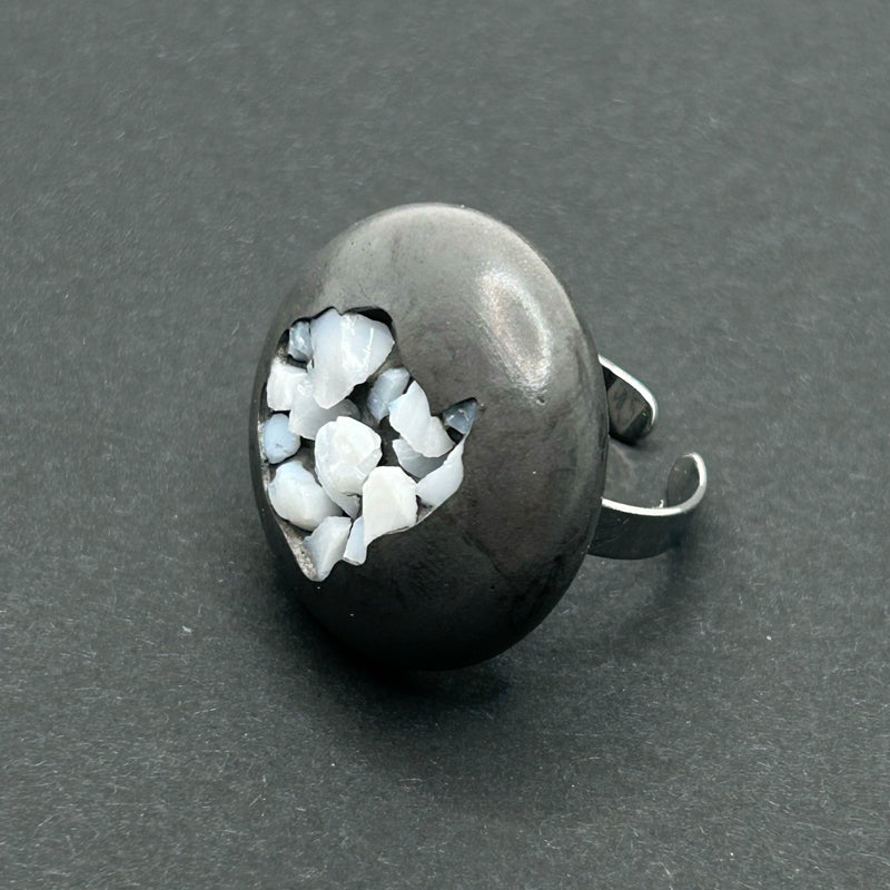 Laetitia pebble ring