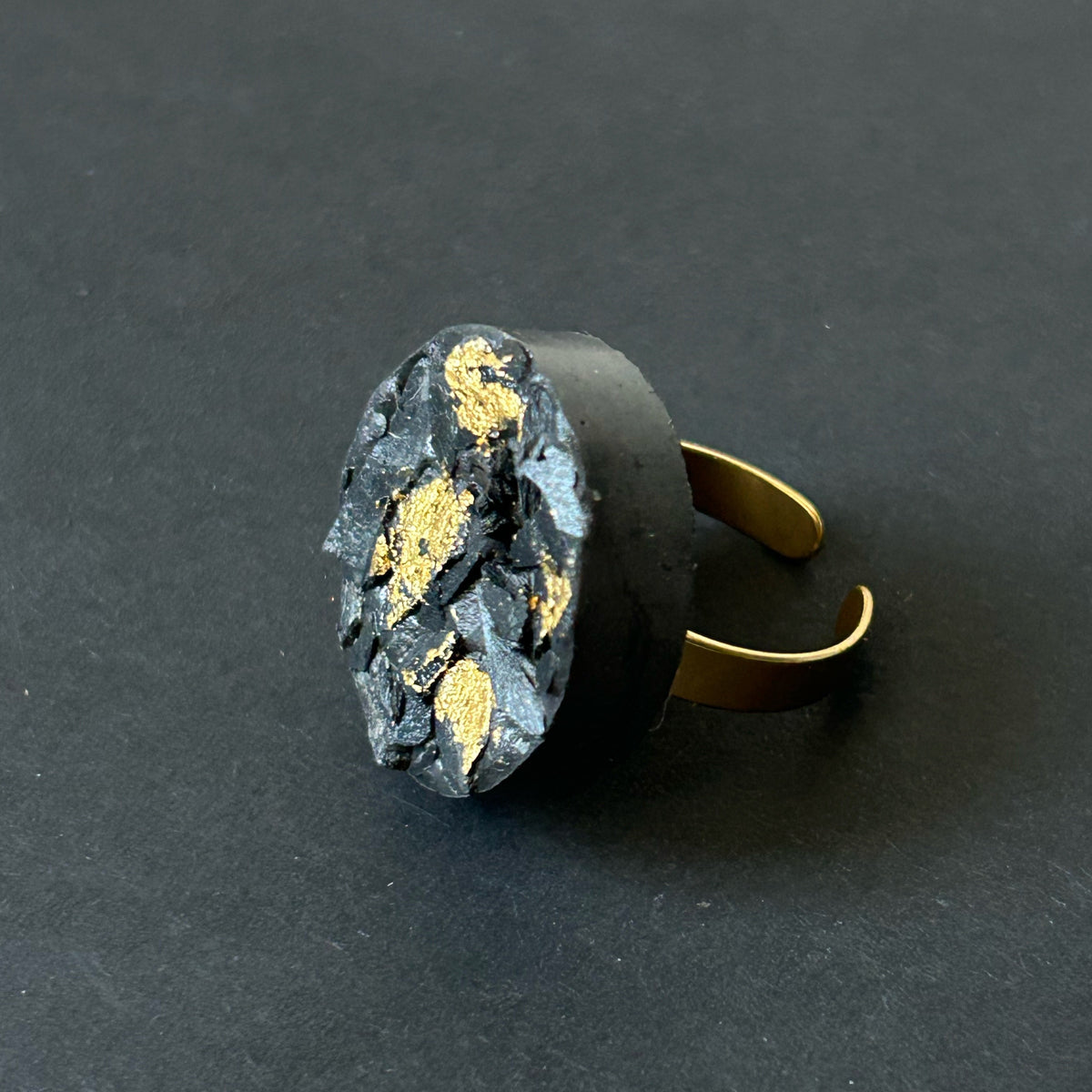 Alice round ring