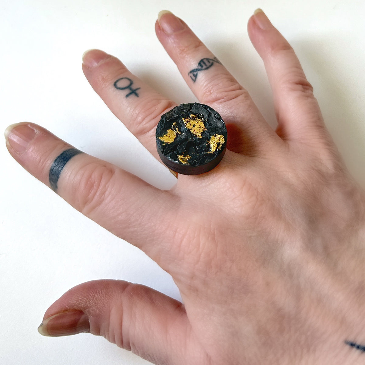 Alice round ring