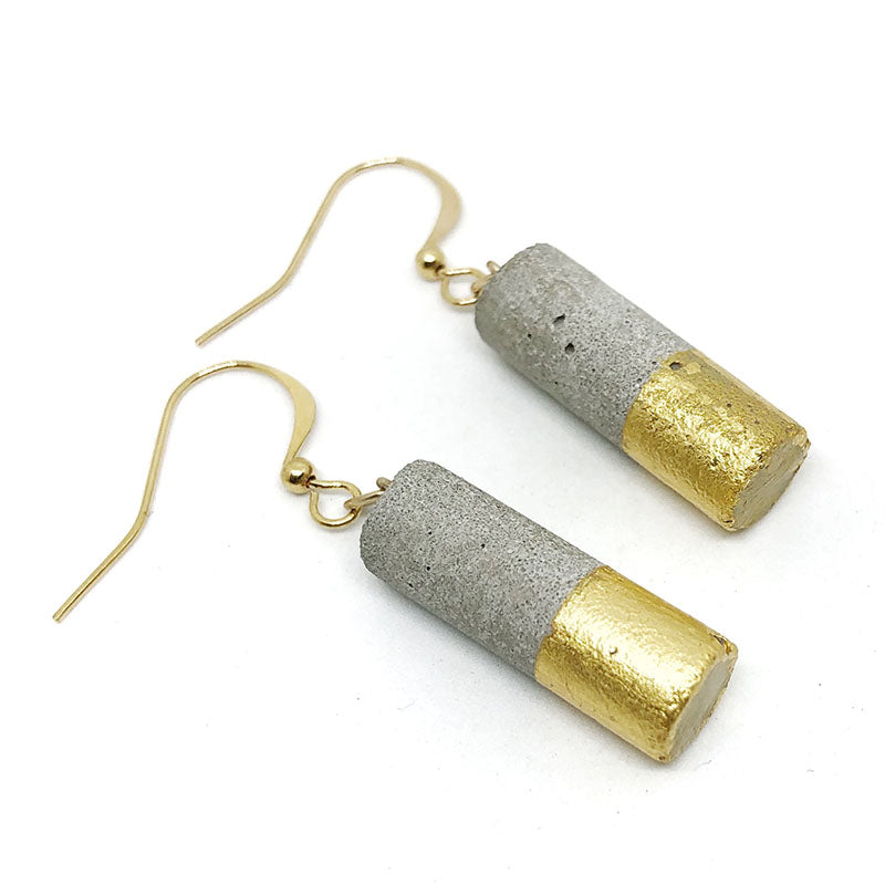 Luna short cylinder earrings