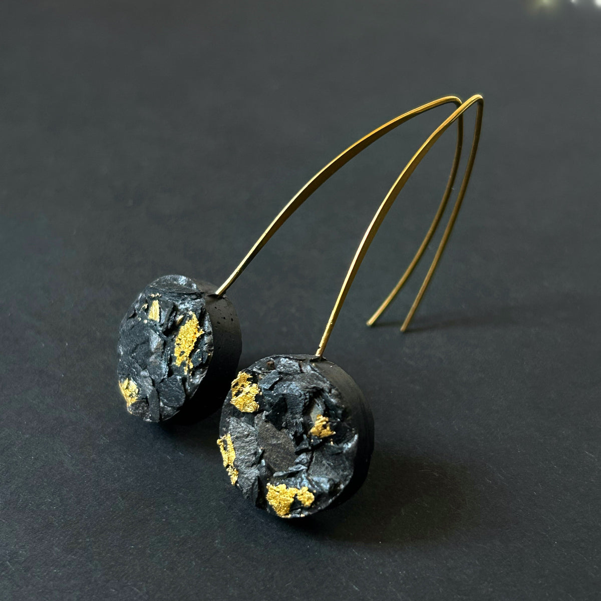 Justine round earrings