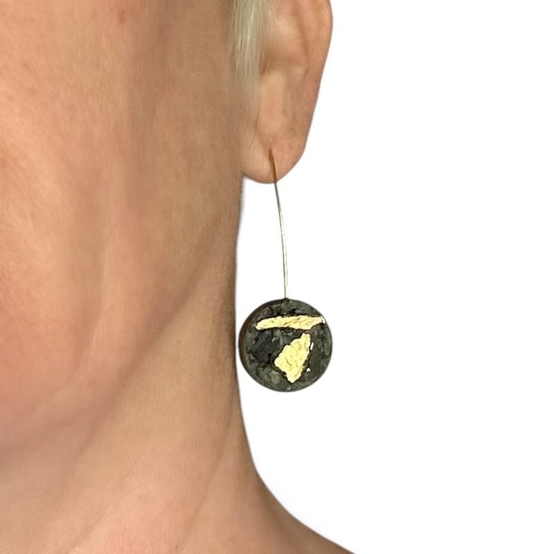 Alice round earrings