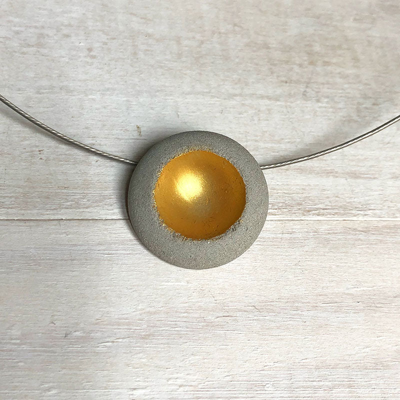 Bulle pebble necklace