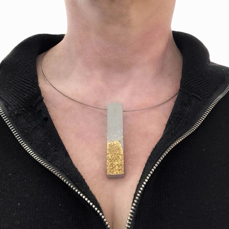 Inès long rectangle necklace