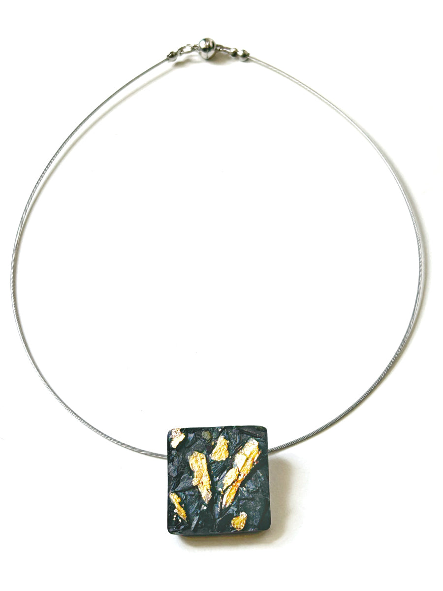 Alice square necklace