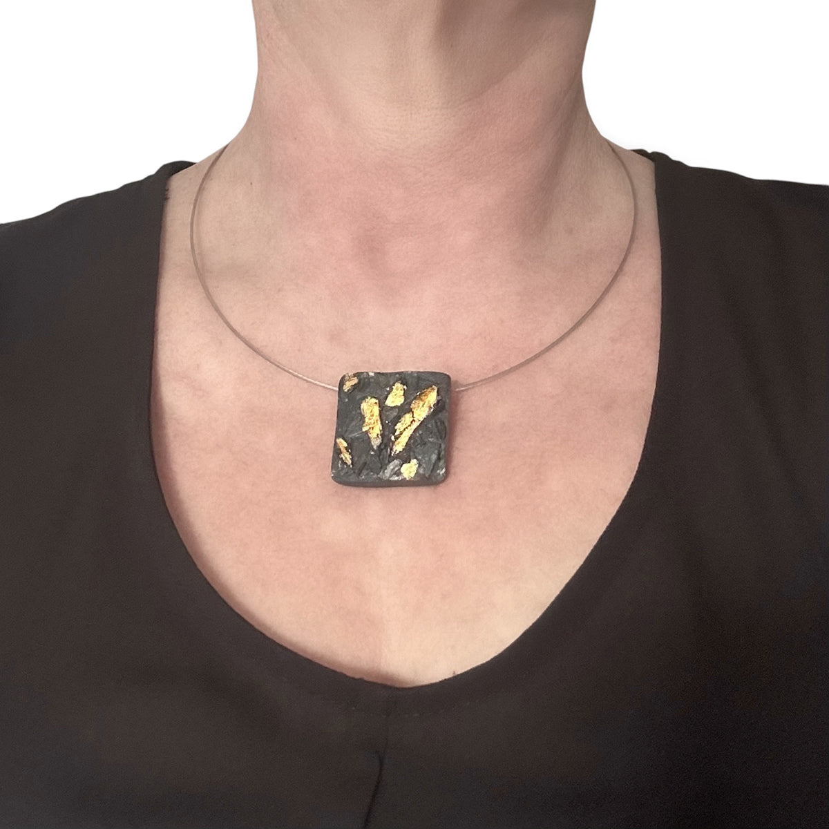 Alice square necklace