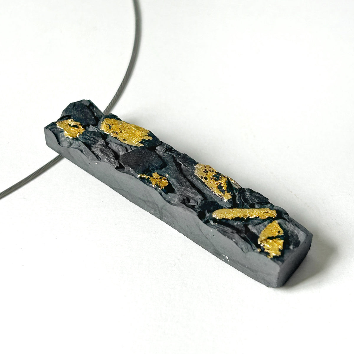 Alice long rectangle necklace