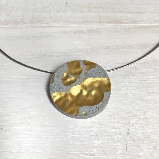 Debbie Round Necklace