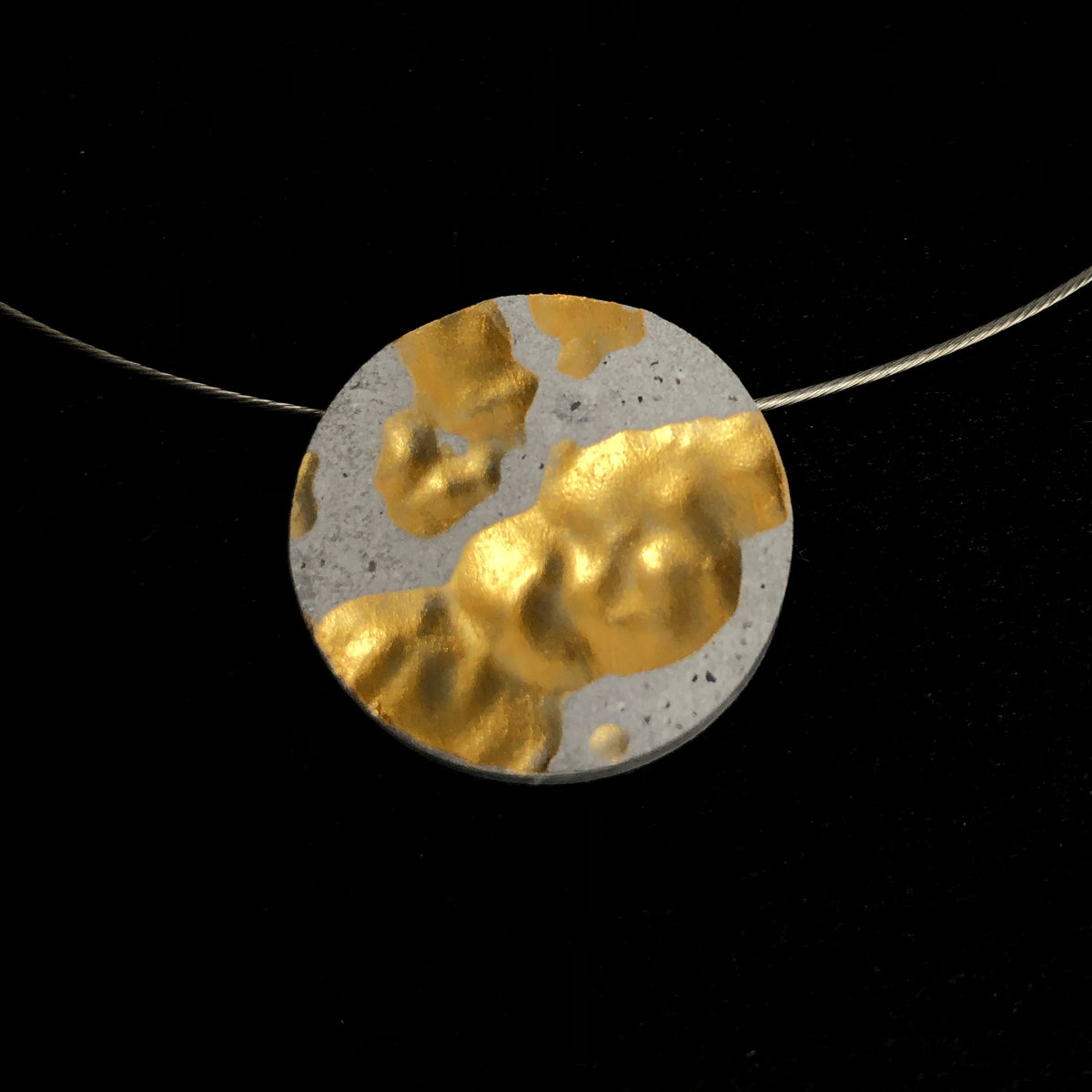 Debbie Round Necklace