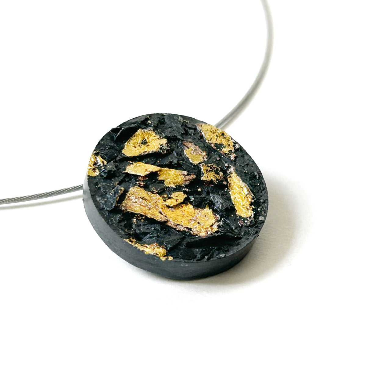 Alice round necklace