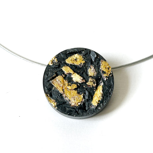 Alice round necklace