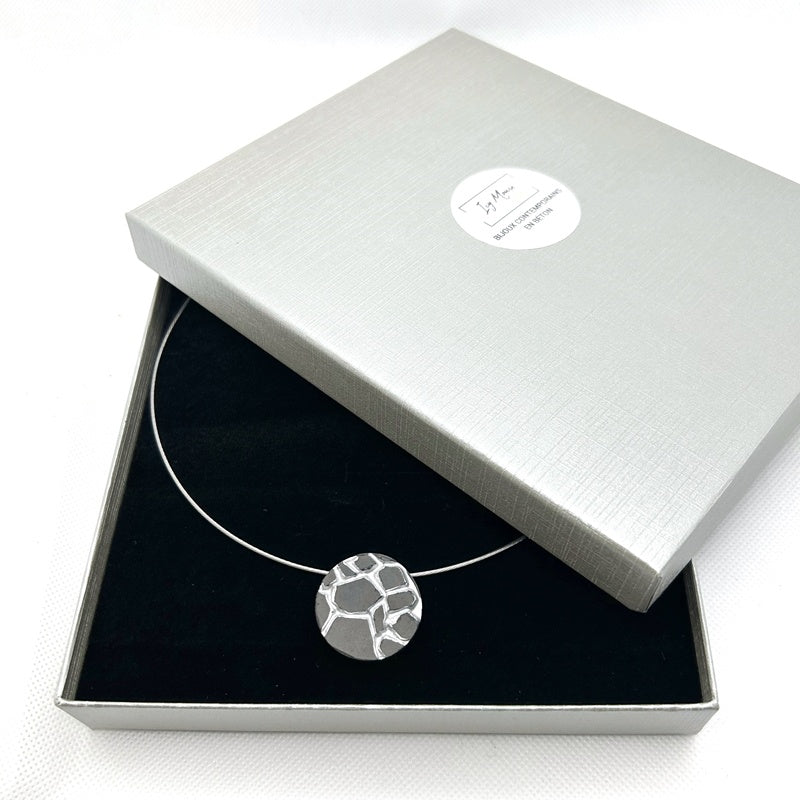 Patti black and silver round necklace