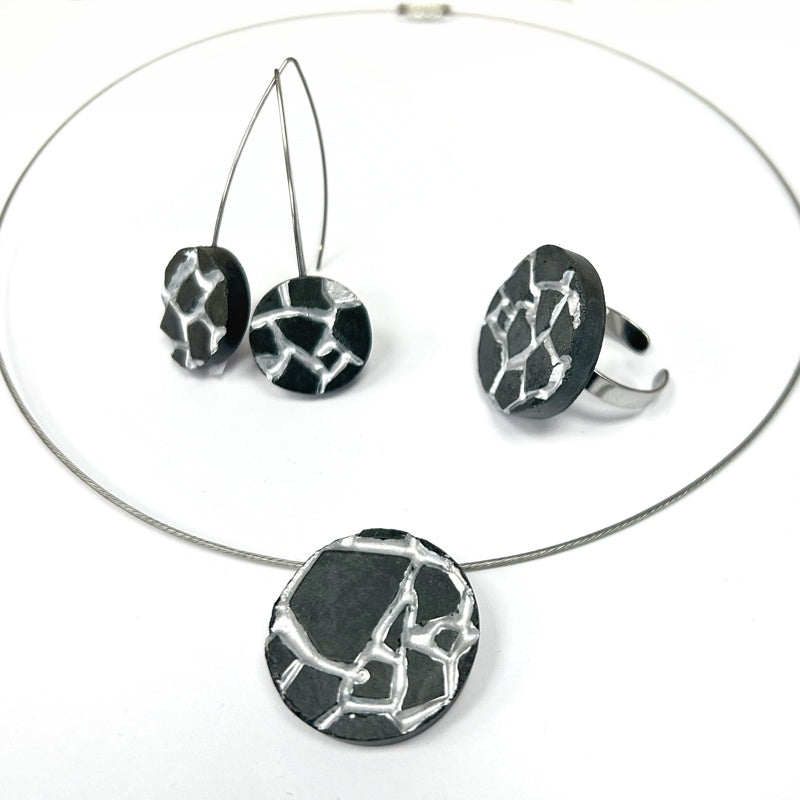 Boucles d'oreilles rondes Patti noir et argent