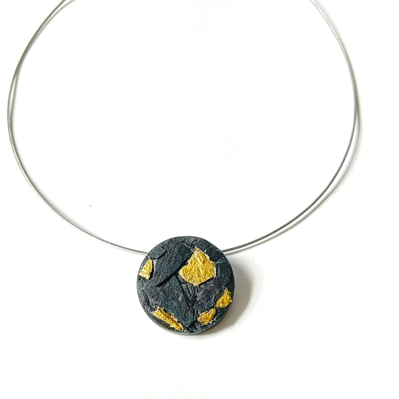 Alice round necklace