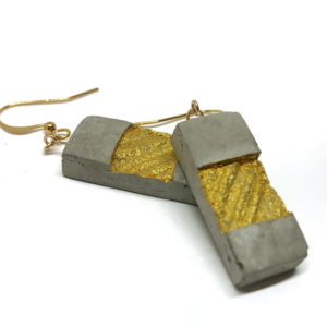 original rectangular earrings in concrete and fabric imprint Marion by Icy Mouse