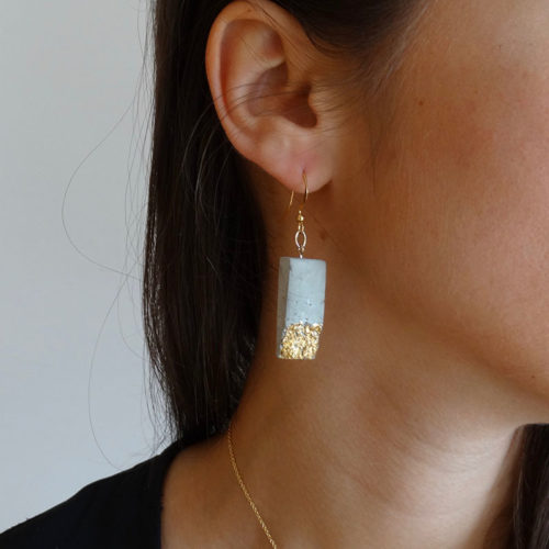 rectangular earrings in concrete, sand and 24k gold leaf Inès by Icy Mouse