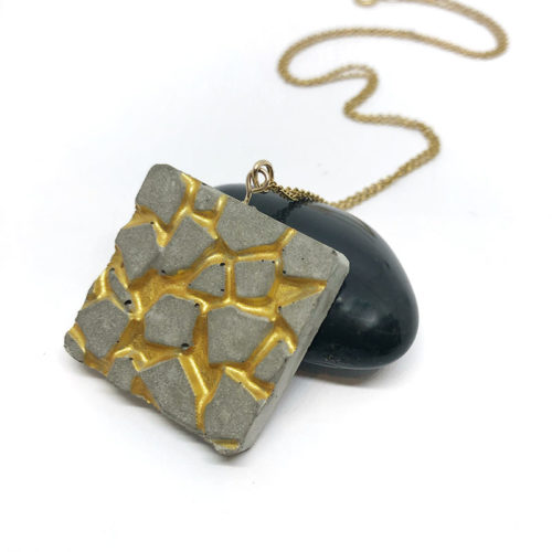 square necklace in concrete golden network Patti by Icy Mouse